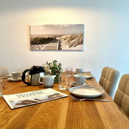 Apartment 408, Seepark